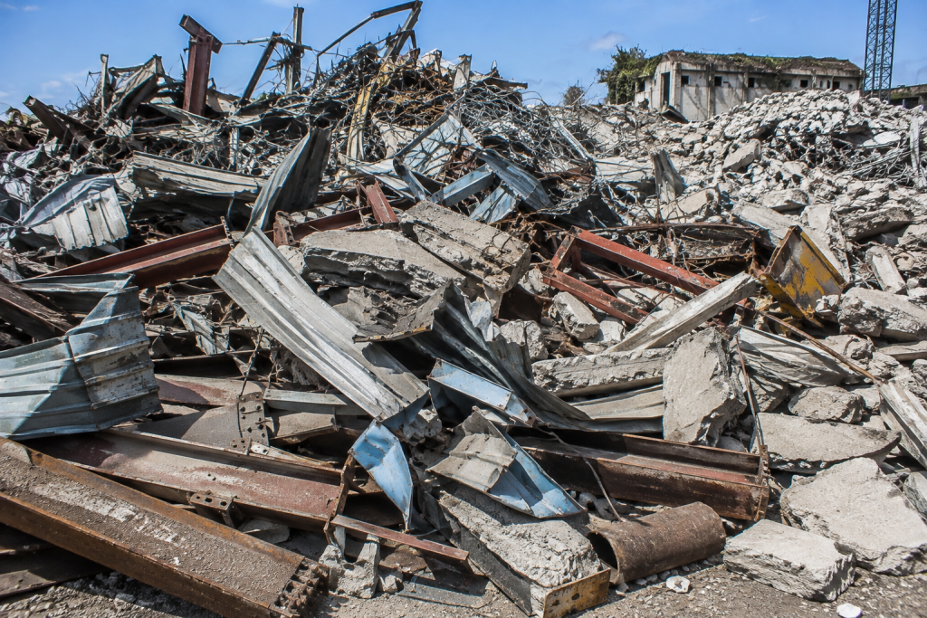 Demolition scrap metal collection services in Dammam